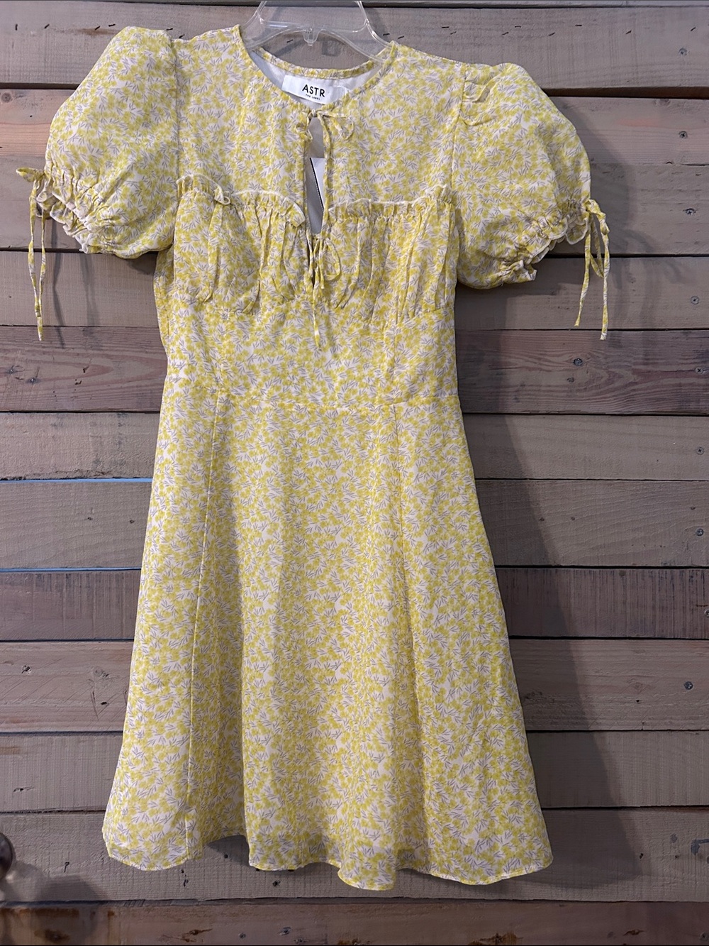 Astr Yellow Floral Puff Sleeve Tie-Front Dress